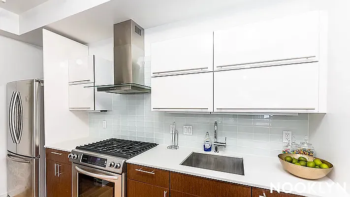 Rented by Nooklyn NYC LLC | media 109