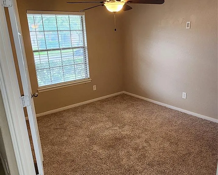 8830 Summerset Meadow Ct — Photo 19