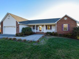 200 Bonbrook Rd, Wirtz, VA 24184