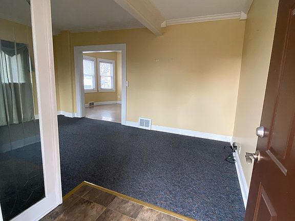 4th image of 1312 Electric Ave