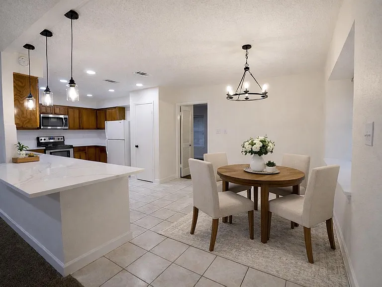 3403 Honey Creek Dr — Photo 9