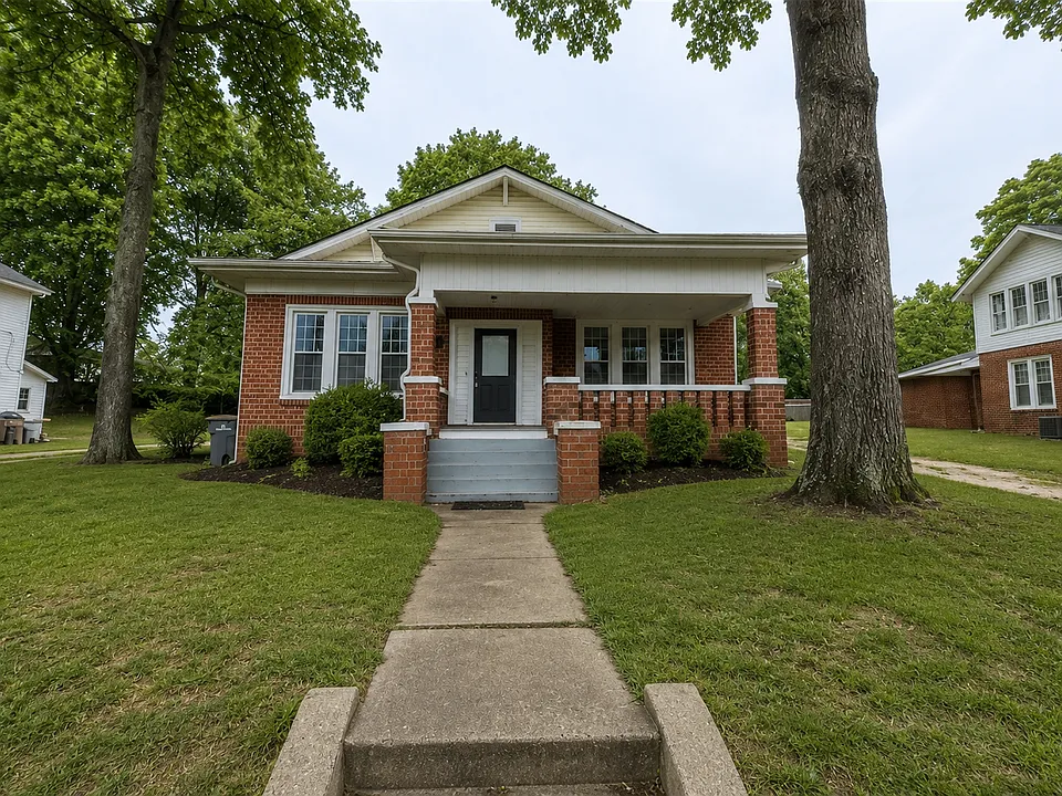 506 S Main St