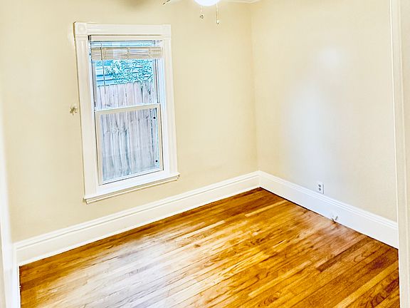 5th image of 346 Norwood Ave SE #1