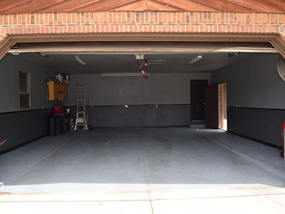 30' by 30' deep garage