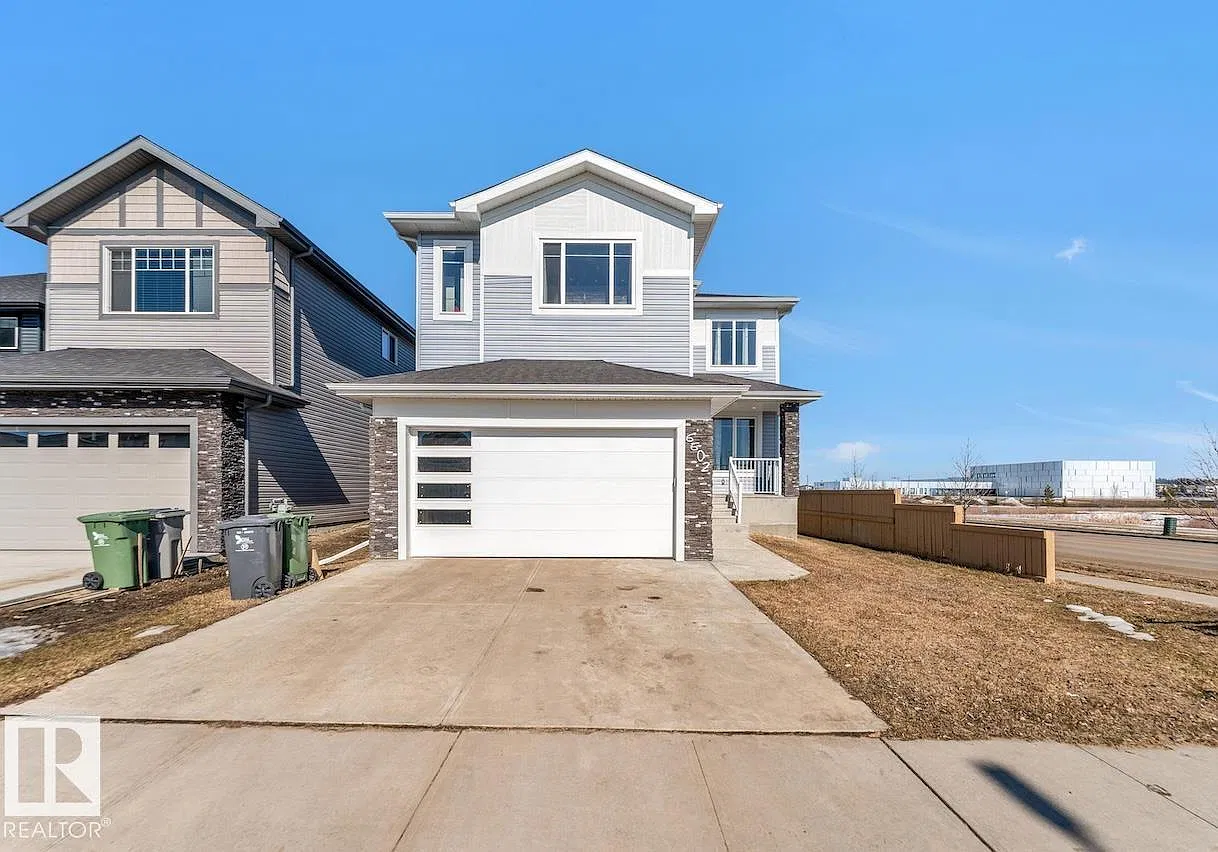 4 bed, 3.0 bath, 2432 sqft, $2,795 — Photo 4