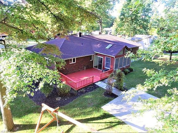 3rd image of 1710 Lucretia Dr