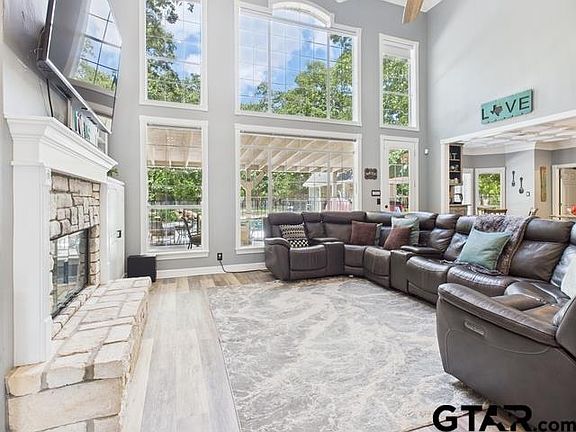 5th image of 1101 Bunny Rabbit Rd