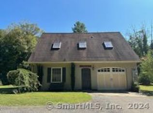 19 Moodus Leesville Rd, Moodus, CT 06469