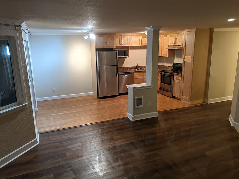 7929 SW 40th Ave #B — Photo 9