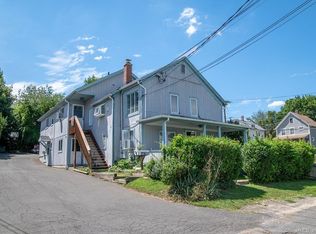 20 Auburn St, Danbury, CT 06810