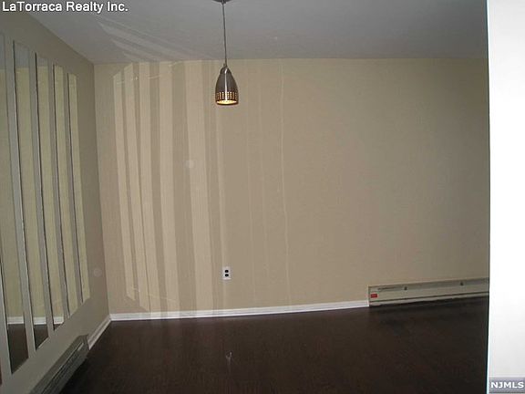 3rd image of 9 Montgomery St #U-a13-13