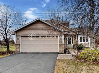 5541 Vinewood Ln N, Plymouth, MN 55442