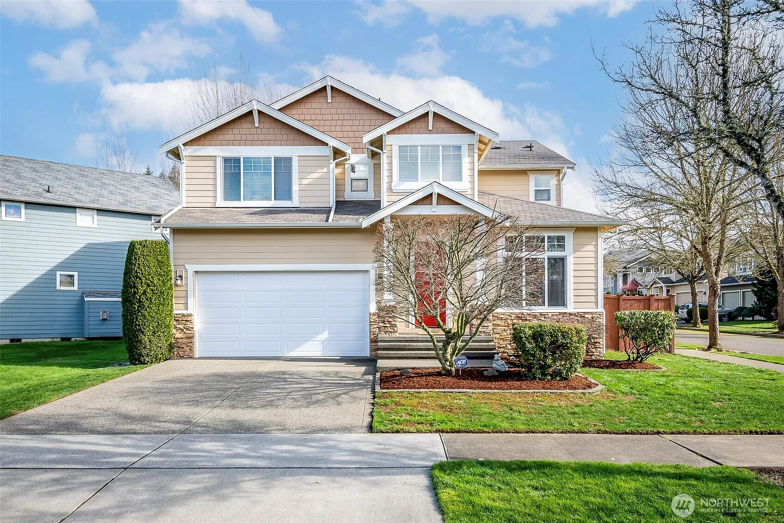 4303 Rigi Street SE photo 1