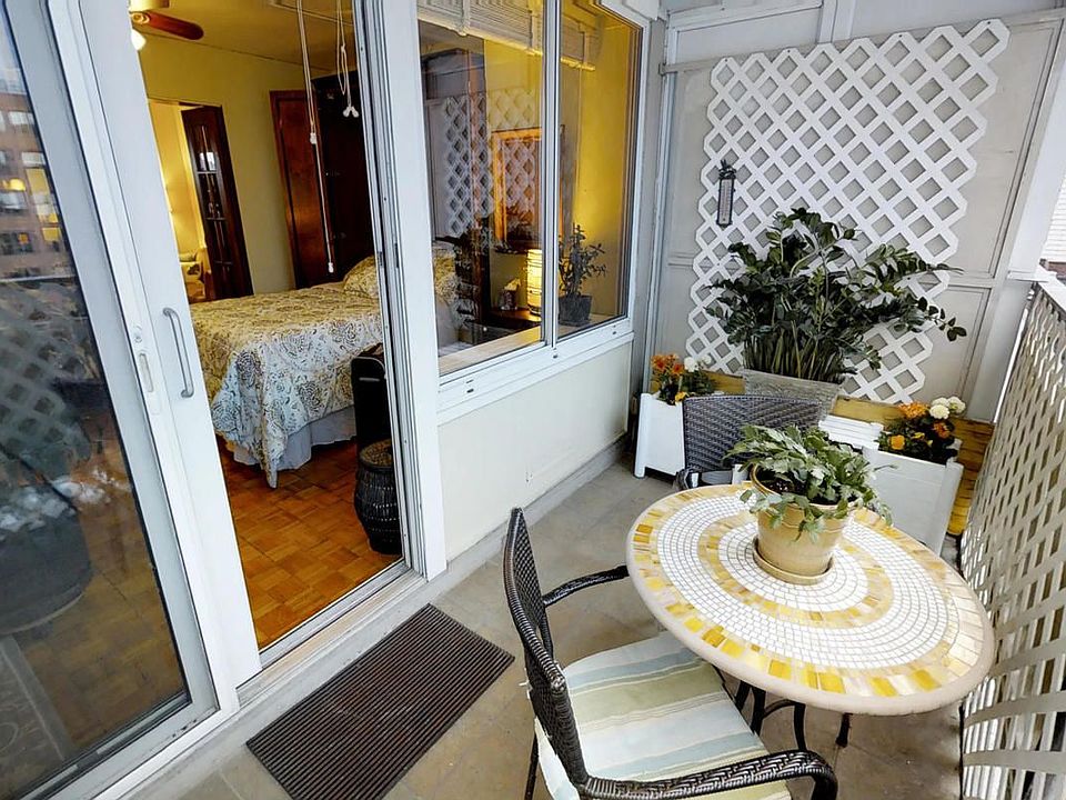 1st image of 160 3rd Ave #16B