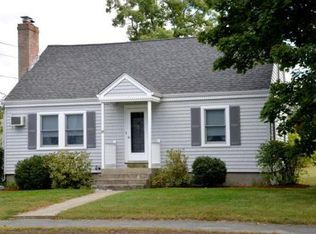 69 Charles St, Reading, MA 01867