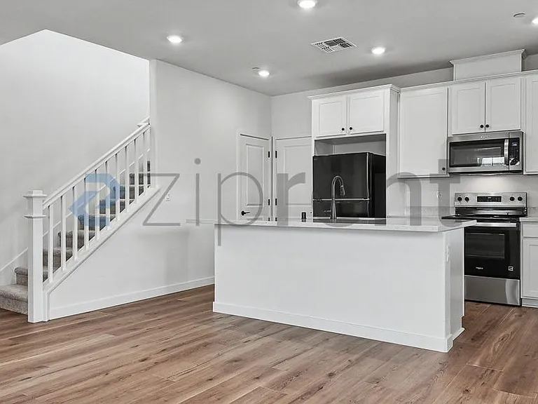 10110 Elise Way — Photo 13