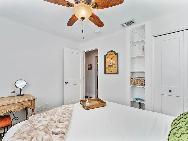 968 Laurel Rd — Photo 31