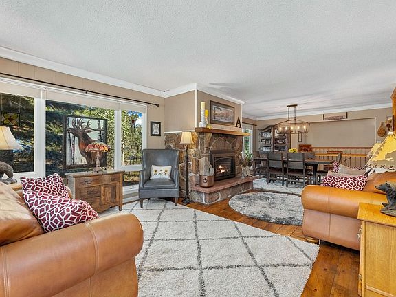 4th image of 715 Ponderosa Ln