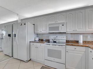 14 Royal Palm Way PH 605, Boca Raton, FL 33432