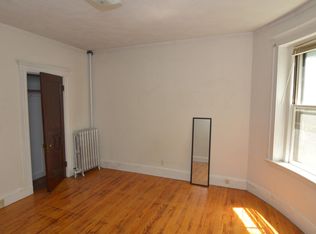 164 Winthrop Rd #2, Brookline, MA 02445