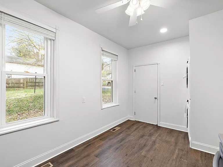 212 New St #1 — Photo 14