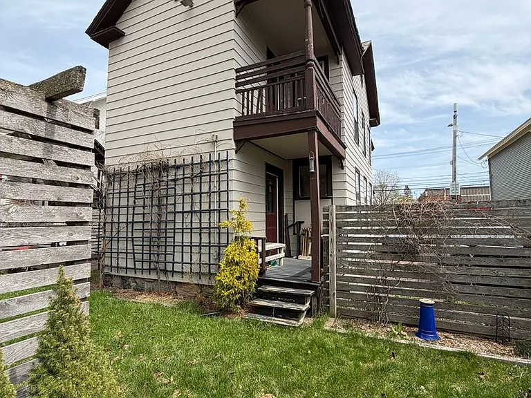 135-137 North Avenue — Photo 2
