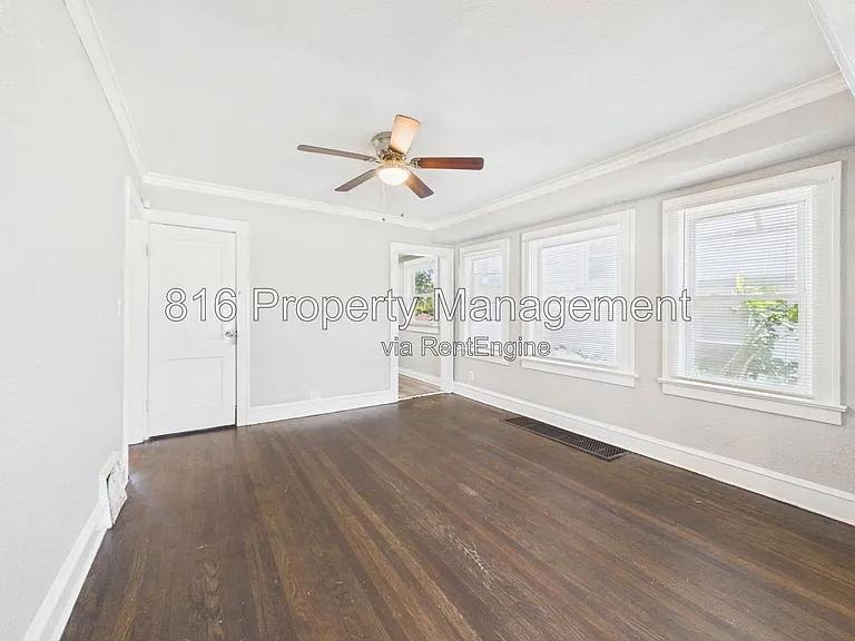5127 Olive St — Photo 6
