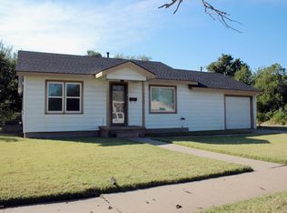 1320 Hillcrest St, Amarillo, TX 79106