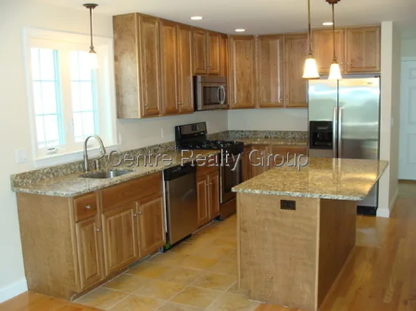 27 Turner Ter #2, Newtonville, MA 02460