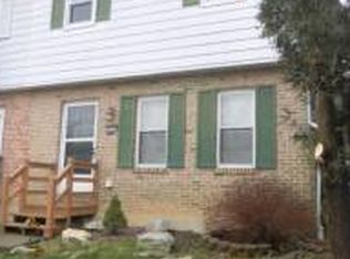 5660 Wedge Ln, Allentown, PA 18106