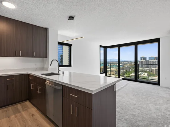 615 Keawe St #2806, Honolulu, HI 96813