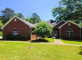 163 L E Phillips Rd, Eros, LA 71238