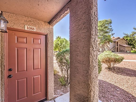 5th image of 2750 S Durango Dr APT 1088