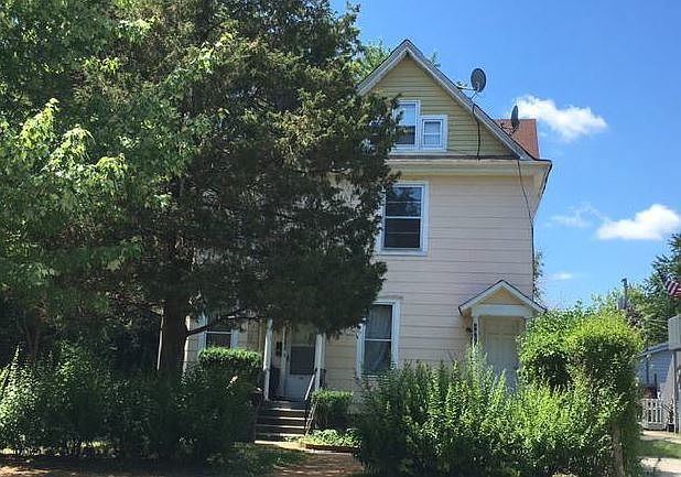 2nd image of 3010 Enoch Ave