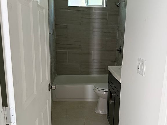 4th image of 1745 W Mallory St #2