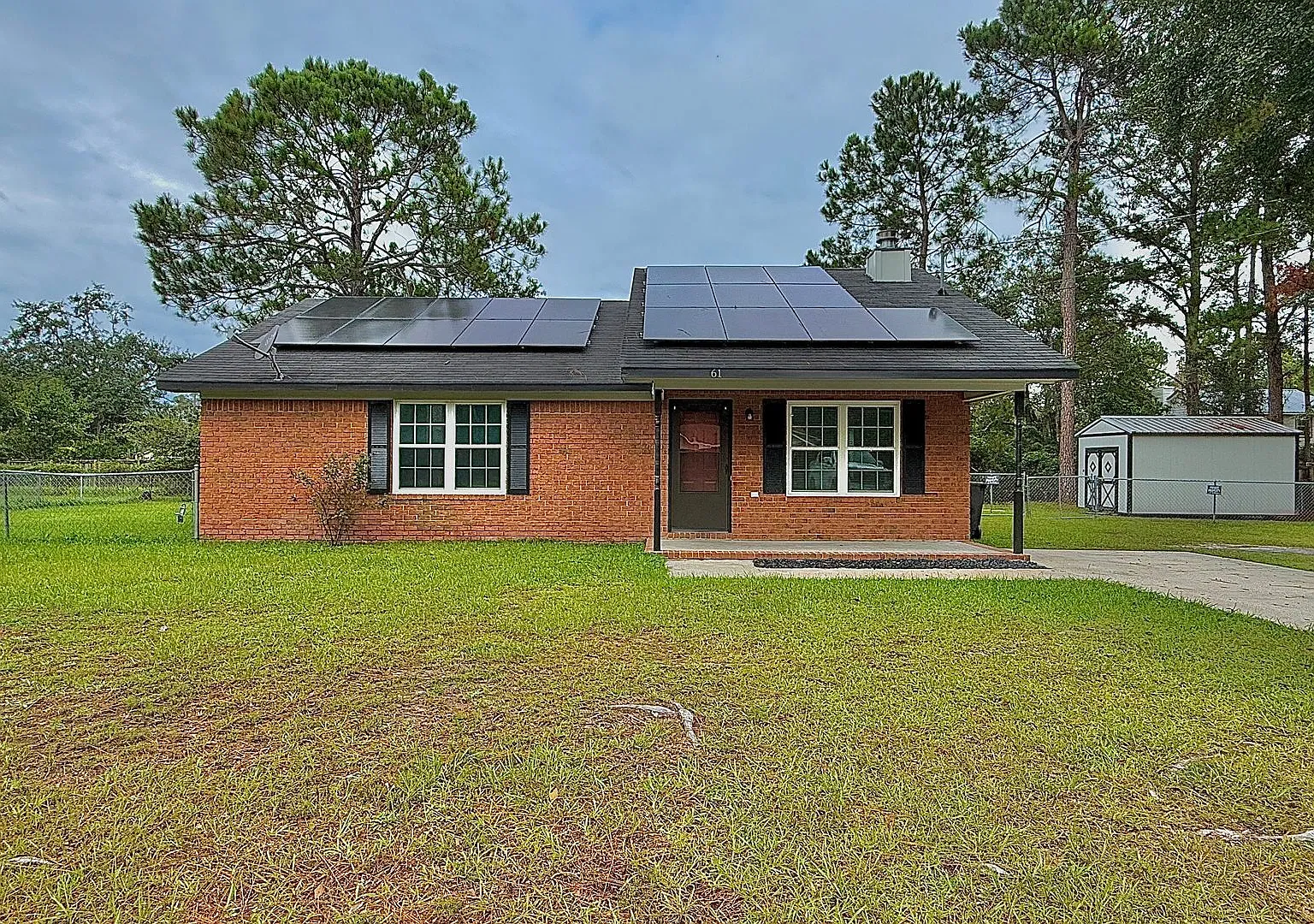 Move-In Ready | Pet Friendly — Photo 1