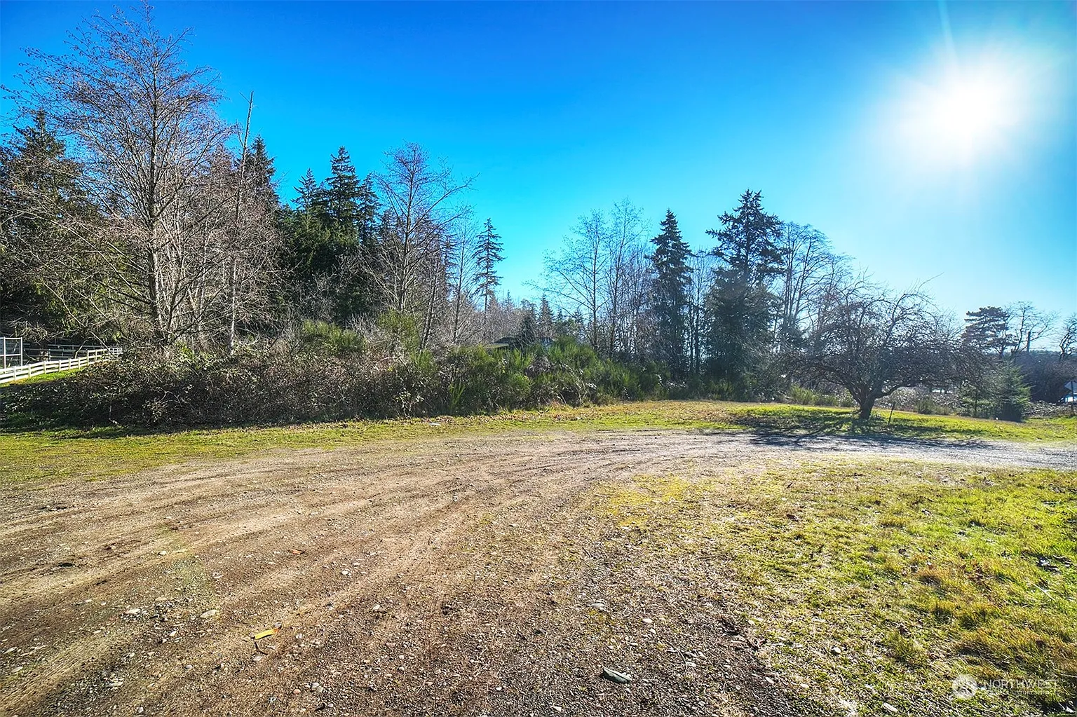26636 Lindvog Road NE photo 1