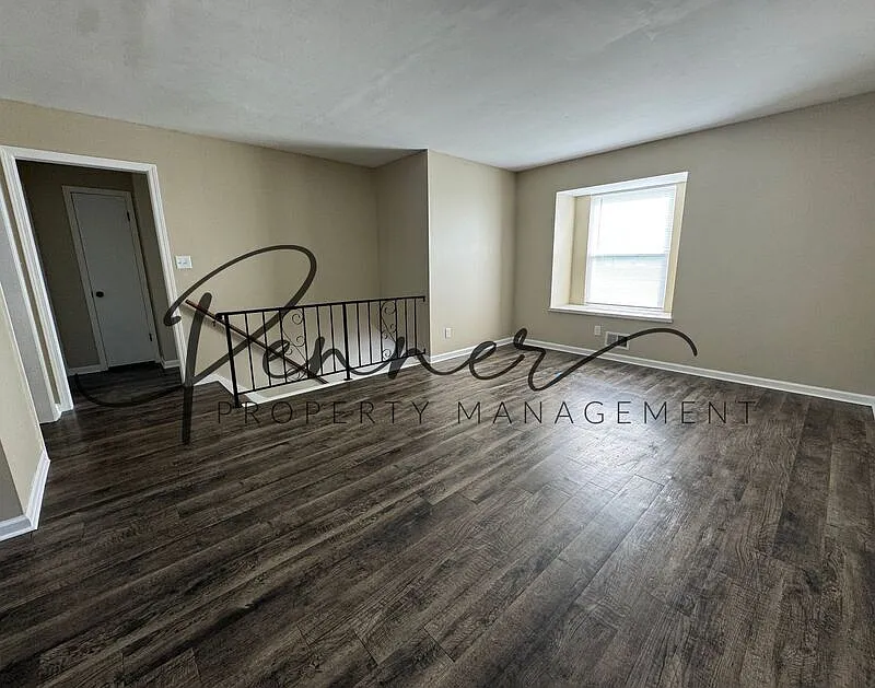 3 bed, 3.0 bath, 1560 sqft, $1,475 — Photo 4