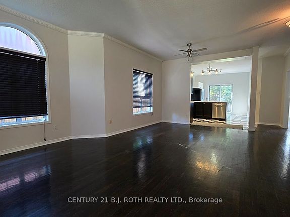 3rd image of 1930 Webster Blvd