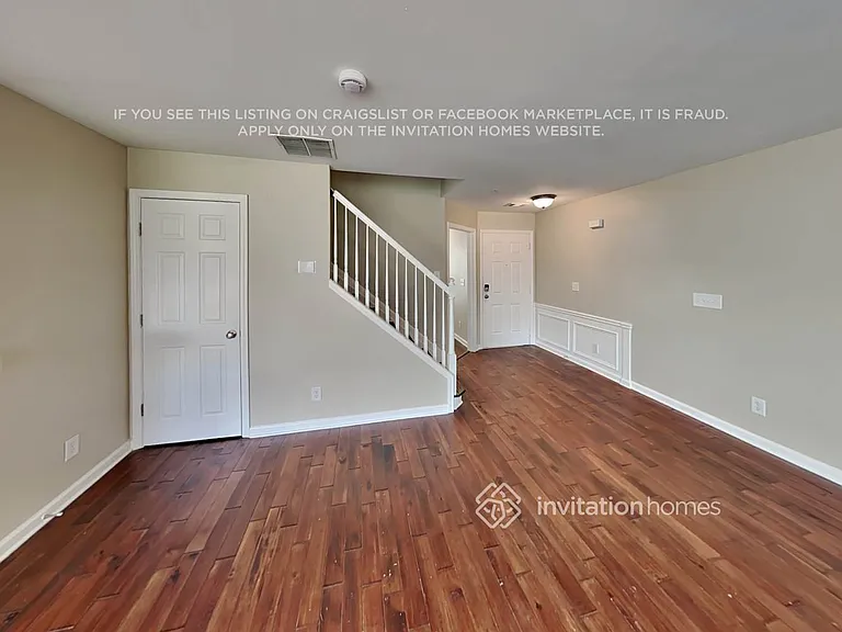 320 Balaban Cir — Photo 6