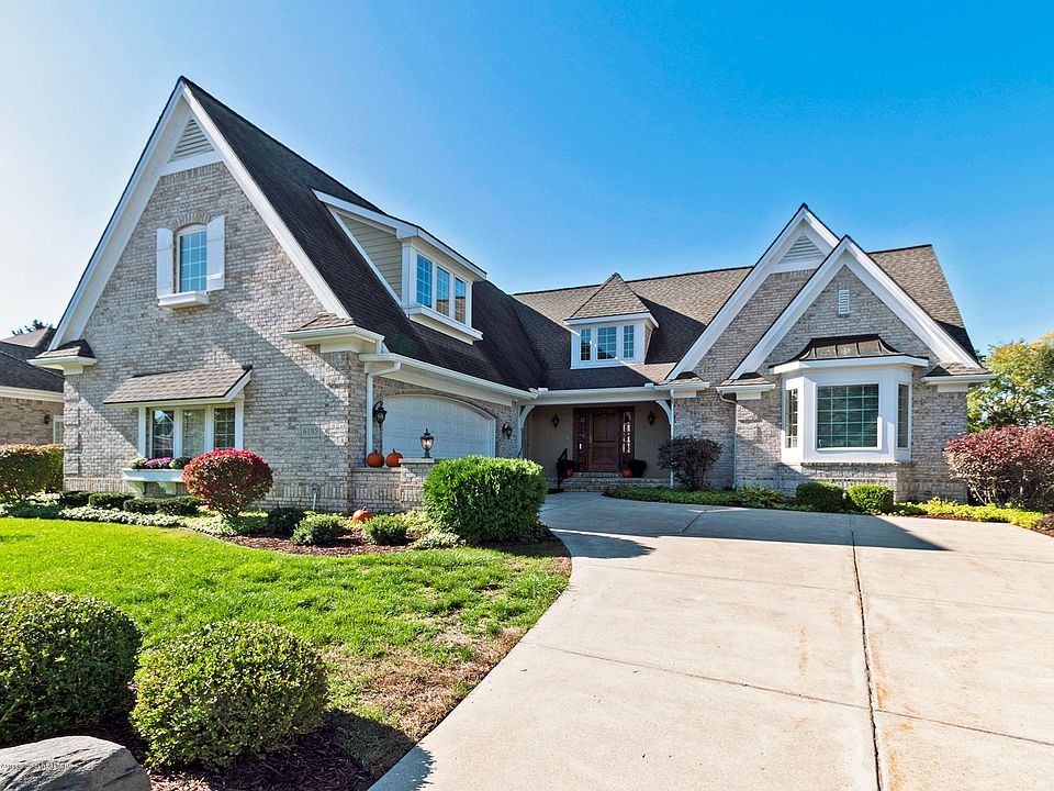 1st image of 6195 W Golfridge Dr