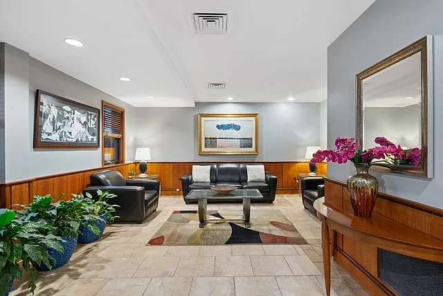 1 bed, 750 sqft, $1,795 — Photo 2
