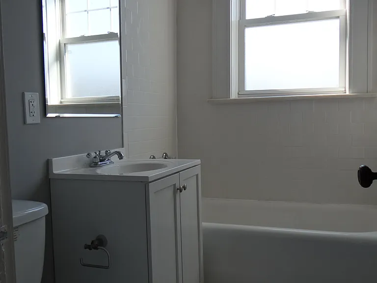 6243 Southwood Ave #3 — Photo 14