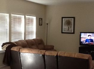 294 Auburn Oaks Rd E, Jacksonville, FL 32218