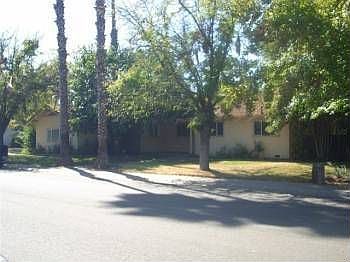 2nd image of 6313 N Grigsby Pl
