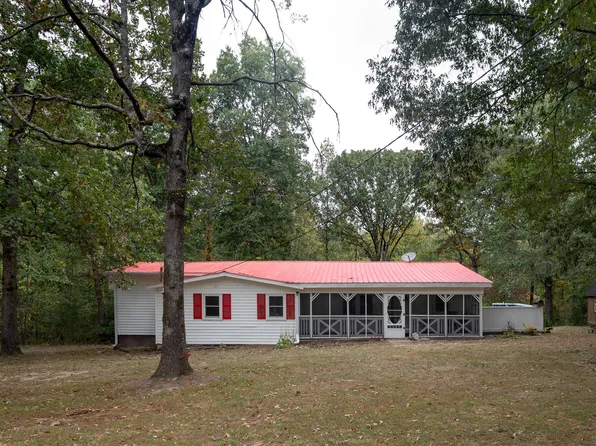 162 Sparrow Dr, Trenton, GA 30752