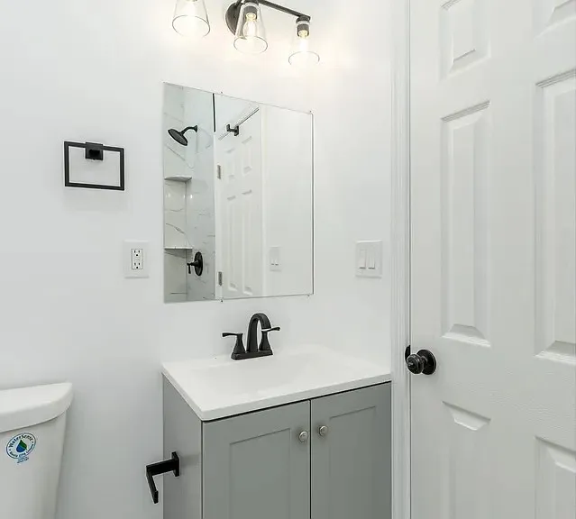 703 N 43rd St #1 — Photo 8