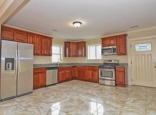 6 Venice Ave #F7, Saugus, MA 01906