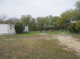 412 Woodcreek Cir, Mc Queeney, TX 78123