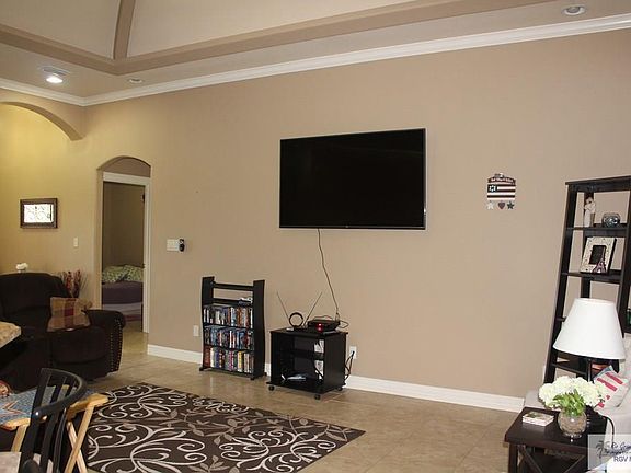5th image of 1602 Karis Ct